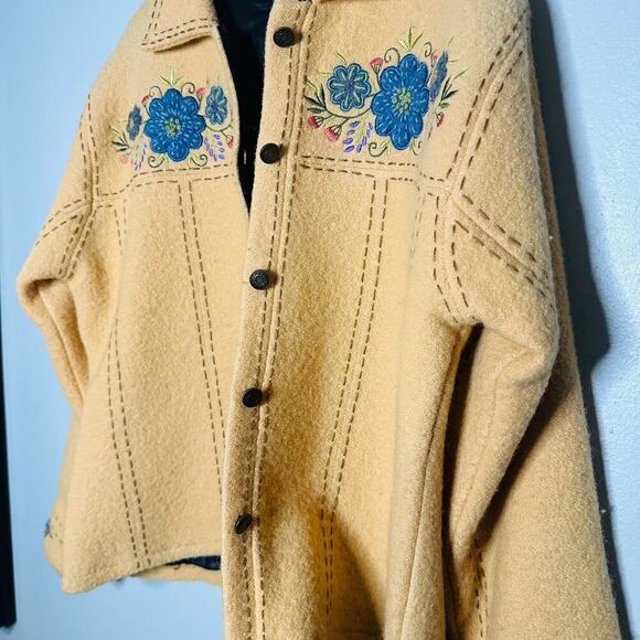 Icelandic Design Mustard Yellow Floral Wool Embroidered Shacket Jacket Size L - Picture 13 of 16